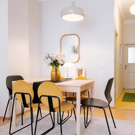 Apartamento Urban With Balcony • Close To Taksim *